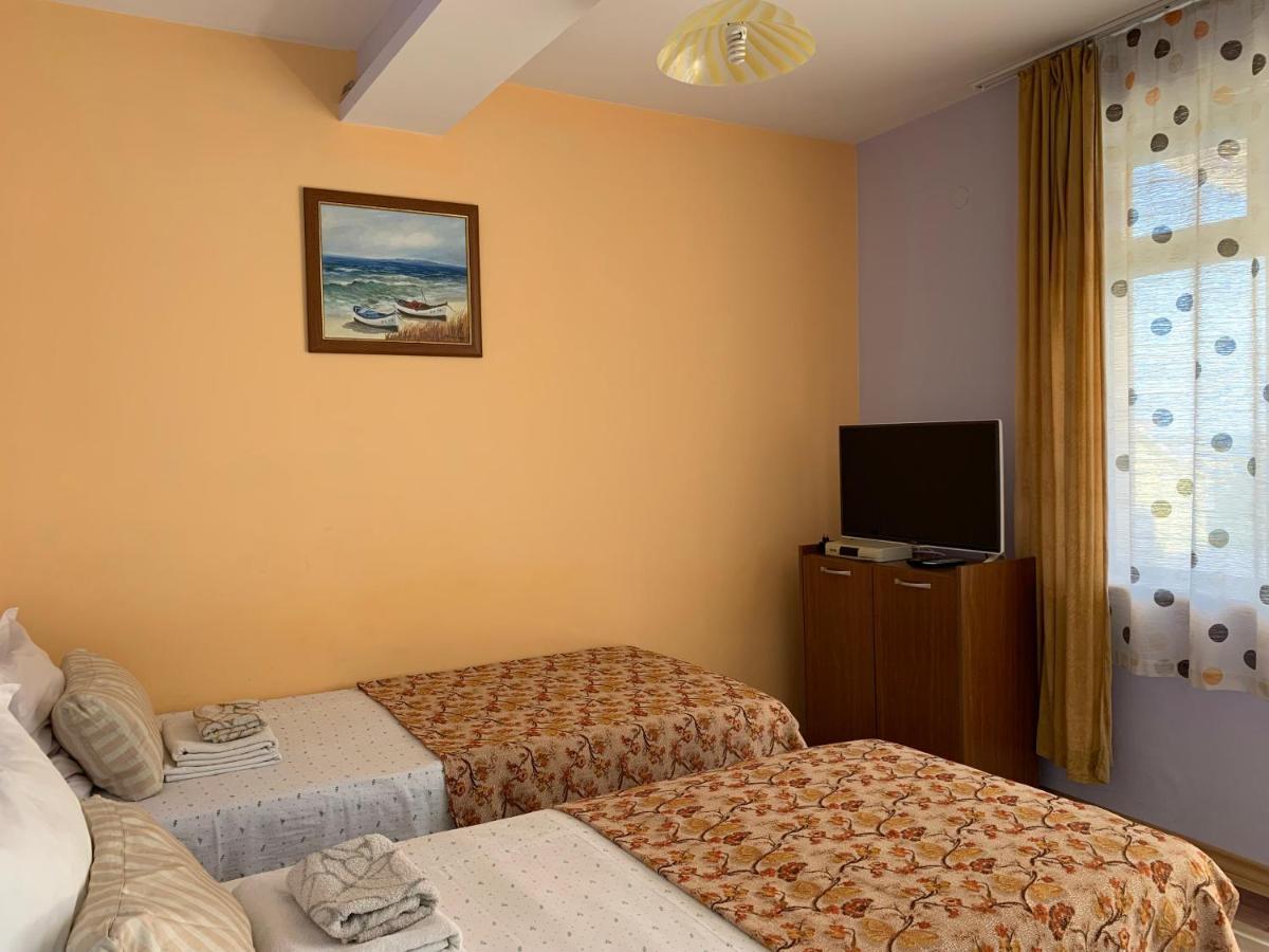 Guest House “Olesya” Obzor Esterno foto