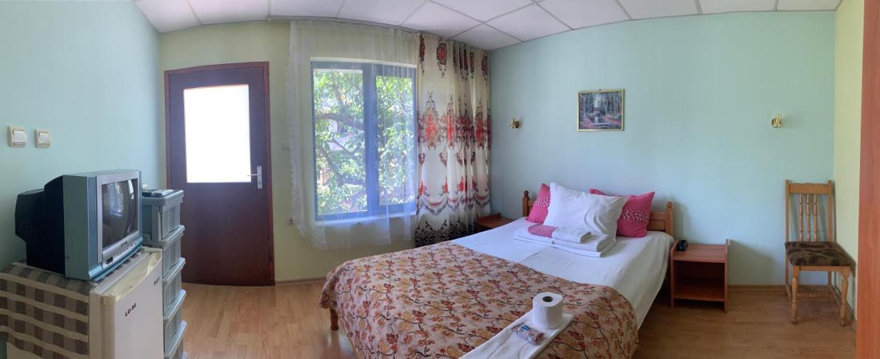 Guest House “Olesya” Obzor Esterno foto