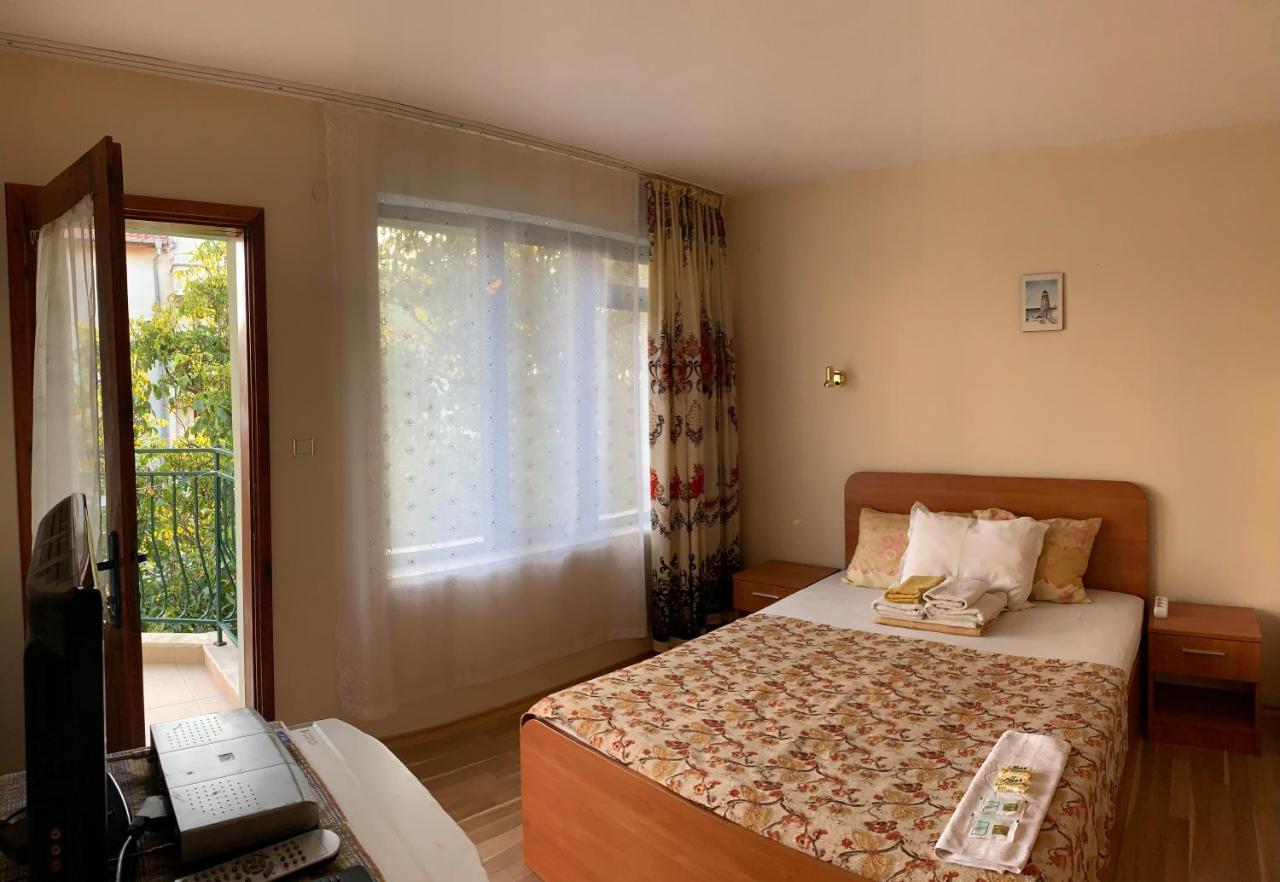Guest House “Olesya” Obzor Esterno foto